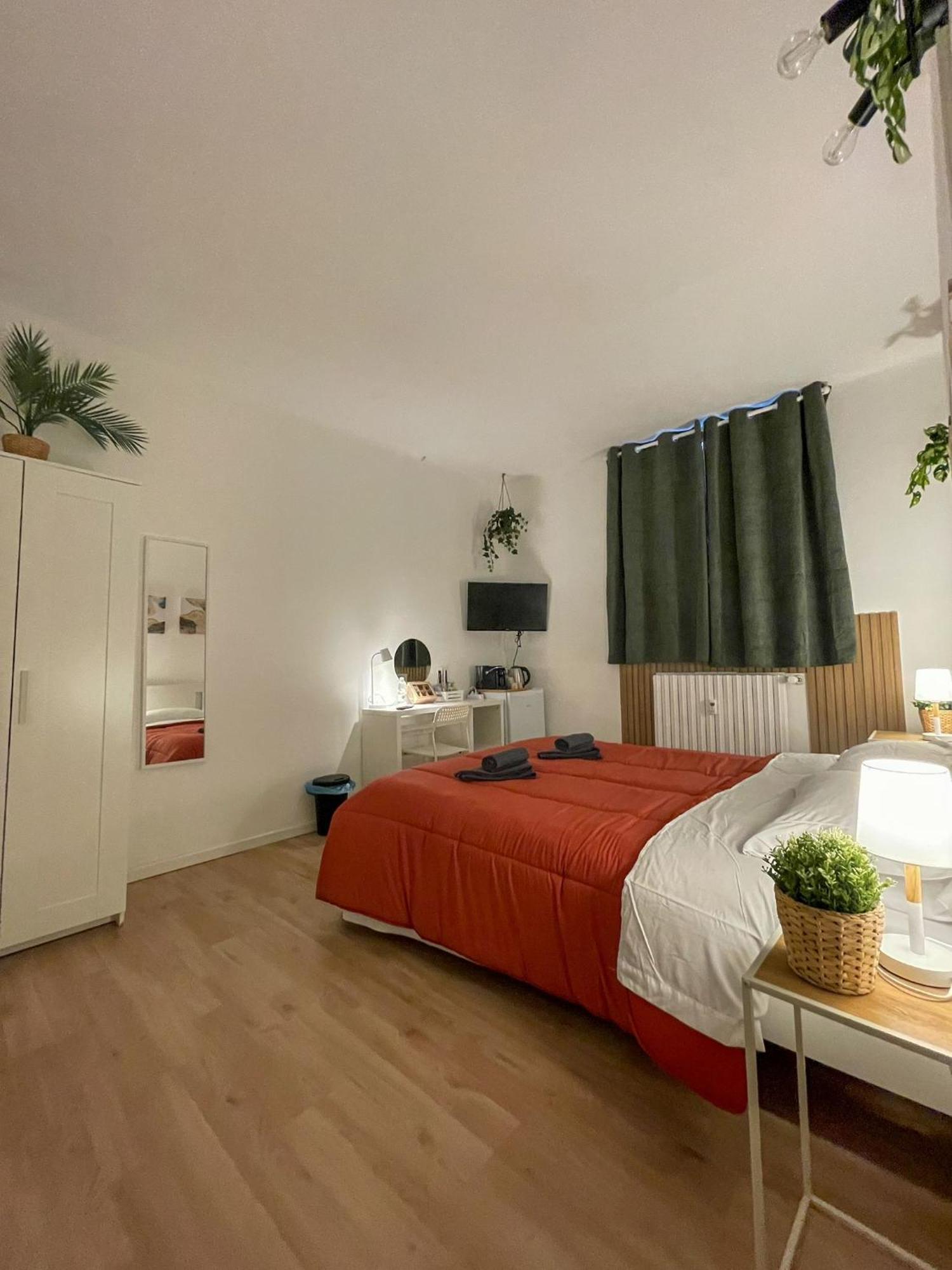 Home In Town - Home In City Life Near San Siro Stadium Milán Exterior foto